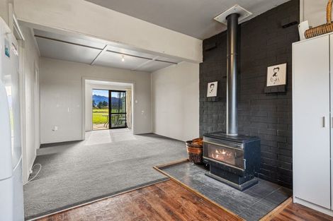 Photo of property in 1048 Woodstock Road, View Hill, Oxford, 7495