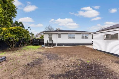 Photo of property in 54 Sikkim Crescent, Clover Park, Auckland, 2019