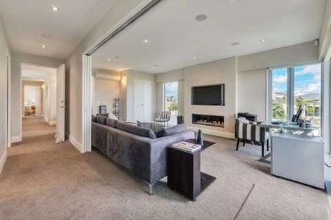 Photo of property in 251 Harbourside Drive, Karaka, Papakura, 2113