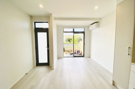 Photo of property in 588d Te Atatu Road, Te Atatu Peninsula, Auckland, 0610