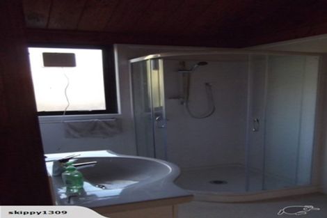 Photo of property in 2/21 Long Bay Drive, Torbay, Auckland, 0630