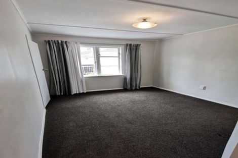 Photo of property in 62 Main Road, Wainuiomata, Lower Hutt, 5014