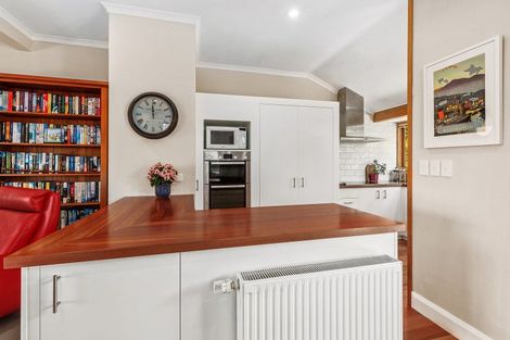 Photo of property in 139 Grafton Road, Roseneath, Wellington, 6011