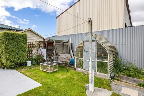 Photo of property in 16 Tanner Street, Woolston, Christchurch, 8023