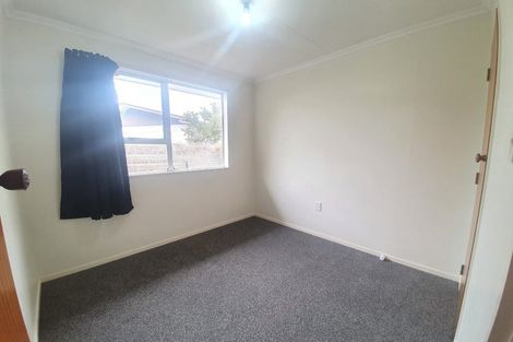 Photo of property in 5 Hillcrest Drive, Kelvin Grove, Palmerston North, 4414