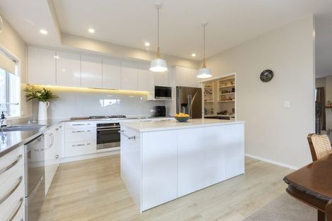 Photo of property in 64 Pohutukawa Parade, Riverhead, 0820