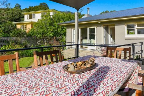 Photo of property in 11 Patui Avenue, Ngarimu Bay, Thames, 3575