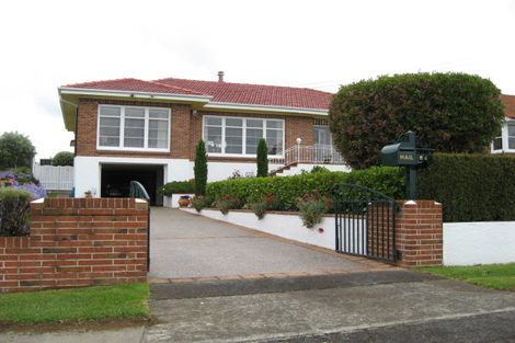 Photo of property in 54 Kiwi Esplanade, Mangere Bridge, Auckland, 2022