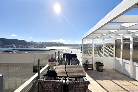 Photo of property in 9/9 Wilkinson Street, Oriental Bay, Wellington, 6011