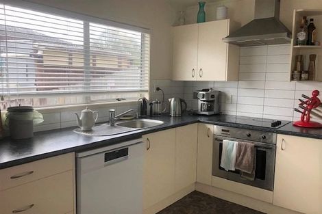 Photo of property in 94 Moire Road, Massey, Auckland, 0614