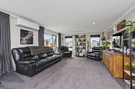 Photo of property in 74 Stationmasters Way, Prebbleton, 7604