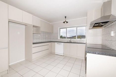 Photo of property in 207 Don Buck Road, Massey, Auckland, 0614