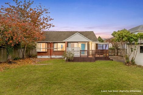 Photo of property in 6 Lyall Place, Bryndwr, Christchurch, 8053