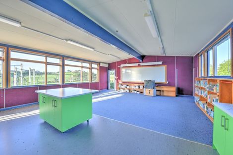 Photo of property in 22 Glenham School Road, Glenham, Wyndham, 9891