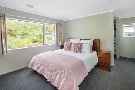 Photo of property in 7 Prestwich Rise, Churton Park, Wellington, 6037