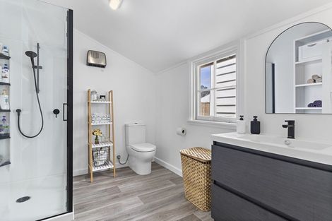 Photo of property in 2 Trinity Lane, Greytown, 5712