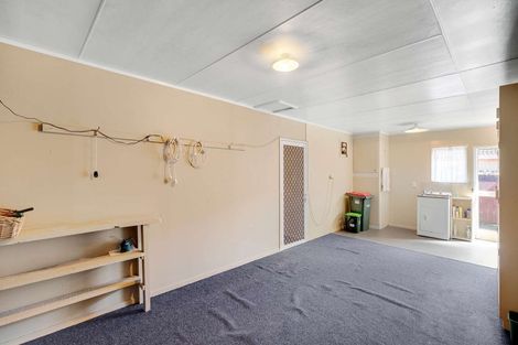 Photo of property in 4212a/2 Great North Road, Glendene, Auckland, 0602