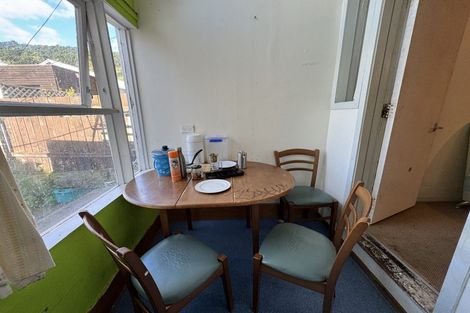 Photo of property in 16 Austin Street, Mount Victoria, Wellington, 6011