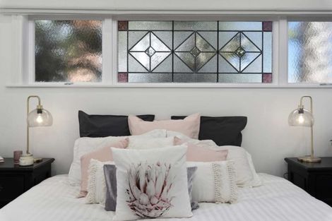 Photo of property in 1/86 Birkenhead Avenue, Birkenhead, Auckland, 0626