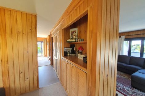 Photo of property in 28 Hollinger Place, Nawton, Hamilton, 3200