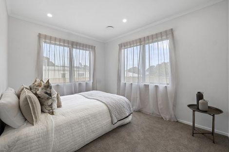 Photo of property in 47a Mangorei Road, Strandon, 4312