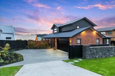 Photo of property in 2a Roland Road, Greenhithe, Auckland, 0632