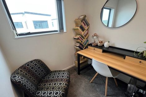 Photo of property in 2 Minhas Road, Papakura, 2110