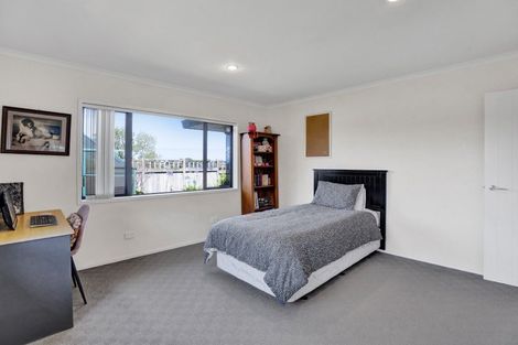 Photo of property in 3 Whenu Way, Bell Block, New Plymouth, 4312
