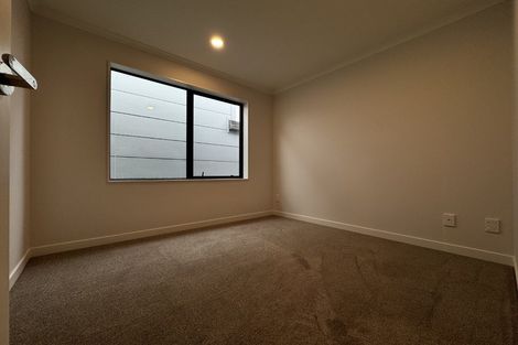 Photo of property in 5 Kikorangi Drive, Wainui, 0992