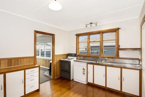 Photo of property in 15 Arapiki Road, Stoke, Nelson, 7011
