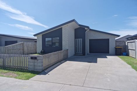 Photo of property in 11 Navy Lane, Papamoa, 3118