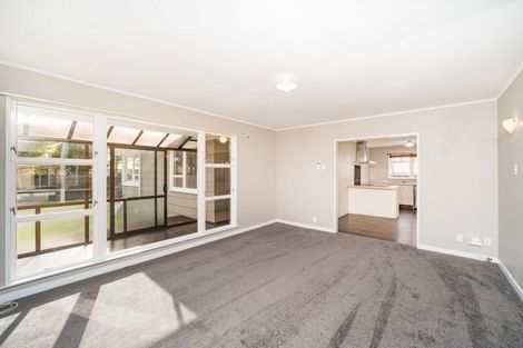 Photo of property in 20 Rhodes Drive, Kelvin Grove, Palmerston North, 4414