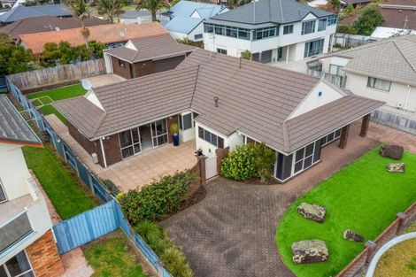Photo of property in 27 Matapihi Road, Mount Maunganui, 3116