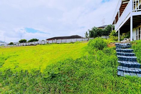 Photo of property in 19 Merv Clarke Lane, Massey, Auckland, 0614