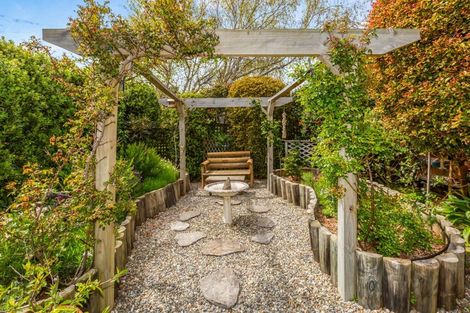 Photo of property in 14 Sailmaker Close, Whitby, Porirua, 5024