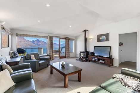 Photo of property in 20b Manchester Place, Queenstown, 9300