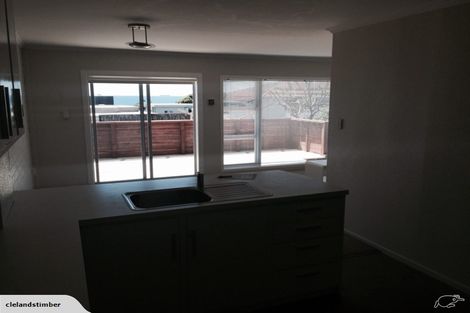 Photo of property in 23a/3 Hamblyn Street, Strandon, New Plymouth, 4312