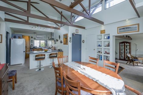 Photo of property in 32 Pratt Avenue, Foxton Beach, Foxton, 4815