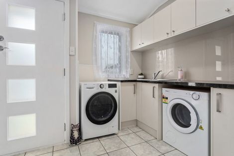 Photo of property in 13 Martin Place, Whakatane, 3120