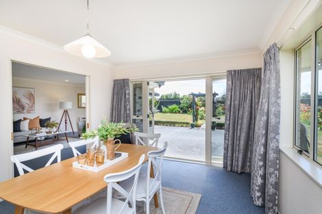 Photo of property in 17 Brookside Close, Highbury, Palmerston North, 4412