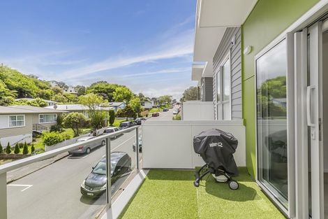 Photo of property in 14u7 Atkinson Street, Newlands, Wellington, 6037