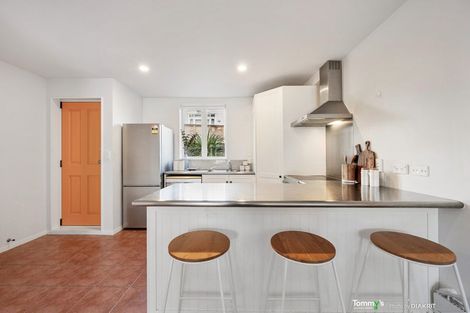 Photo of property in Victoria Villas, 43/35u Pirie Street, Mount Victoria, Wellington, 6011