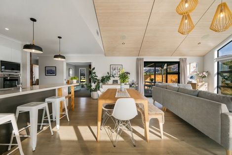 Photo of property in 210 Aubrey Road, Wanaka, 9305