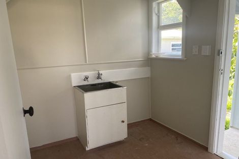 Photo of property in 11 Goldsmith Crescent, Levin, 5510