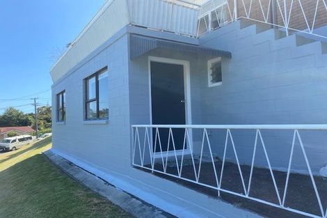 Photo of property in 8 Coroglen Avenue, Birkenhead, Auckland, 0626