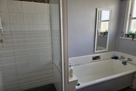 Photo of property in 2 Wavell Crescent, Lansdowne, Masterton, 5810