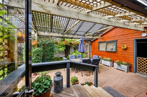 Photo of property in 33 Mccarthy Street, Hawera, 4610