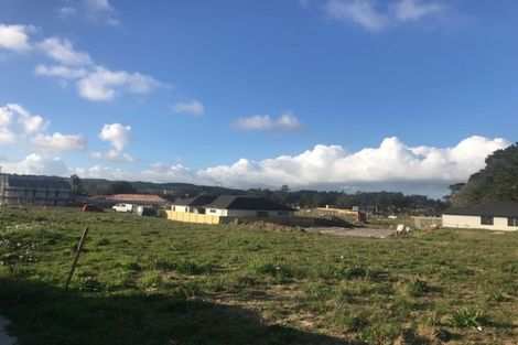 Photo of property in 107 Schoolside Road, Kumeu, 0810