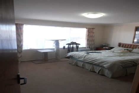 Photo of property in 18 Heaphy Place, Casebrook, Christchurch, 8051