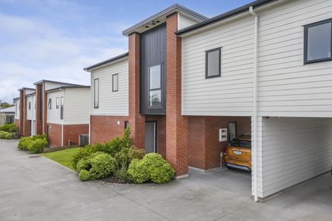 Photo of property in 2/7 Greta Street, Glenview, Hamilton, 3206